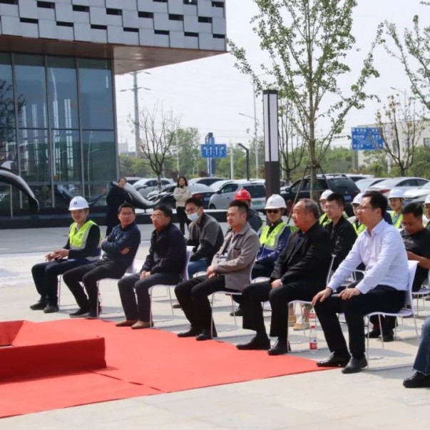 歐西盾防水熱烈祝賀洪澤中電光谷雙創辦公樓封頂大吉！